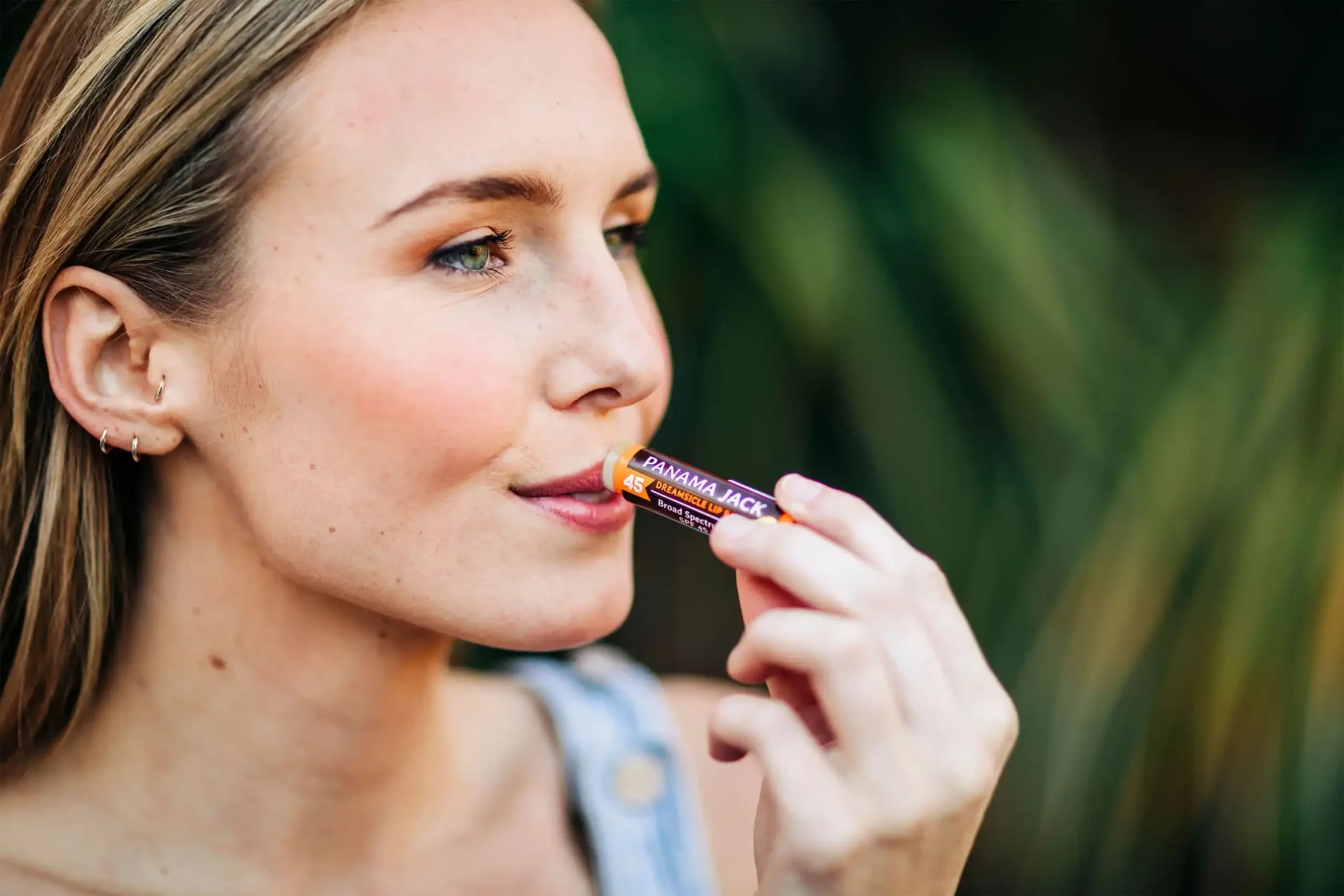 SPF ပါတဲ့ Lip Balm ကို သုံးပေးသင့်တဲ့ အကြောင်းအရင်း ( ၄ ) ချက်