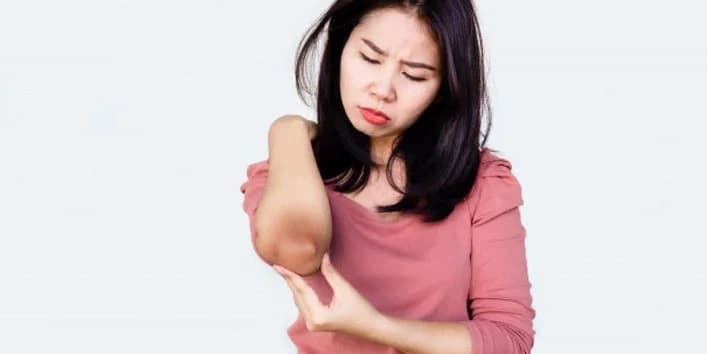 တံတောင်ဆစ်မဲတာသက်သာစေမယ့် အလွယ်ကူဆုံး Home Remedies 5 မျိုး