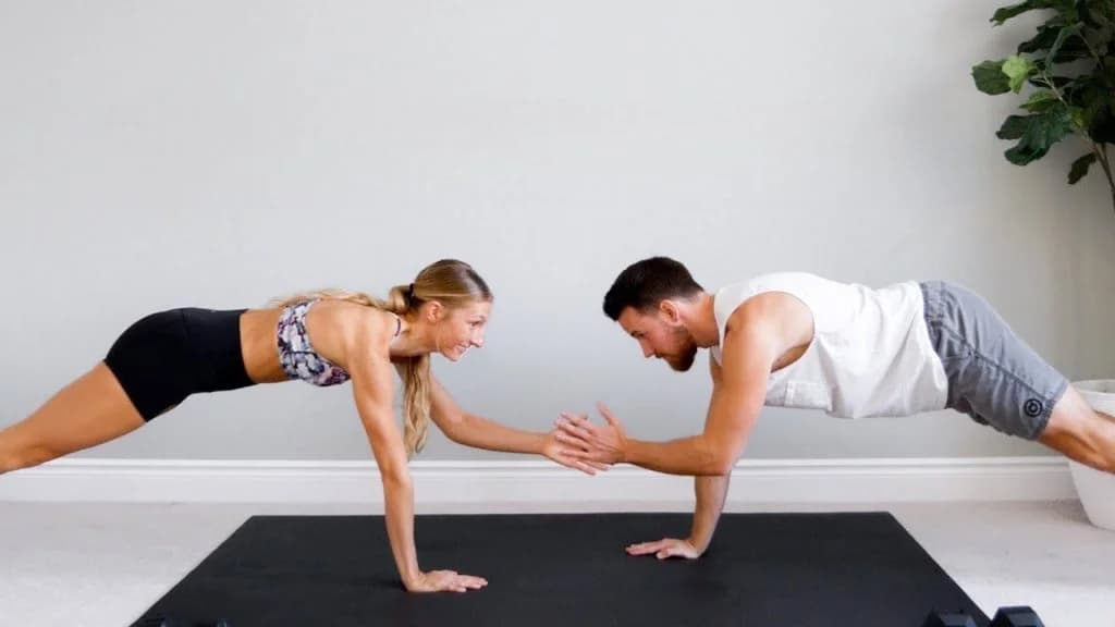 ကိုယ့်ချစ်သူနဲ့ အတူတူလုပ်နိုင်မယ့် Workout လေ့ကျင့်ခန်းများ