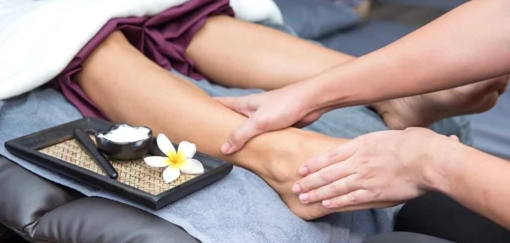 Foot Massage လုပ်ပေးသင့်တဲ့ အဓိကအကြောင်းအရင်း ၄ ခု