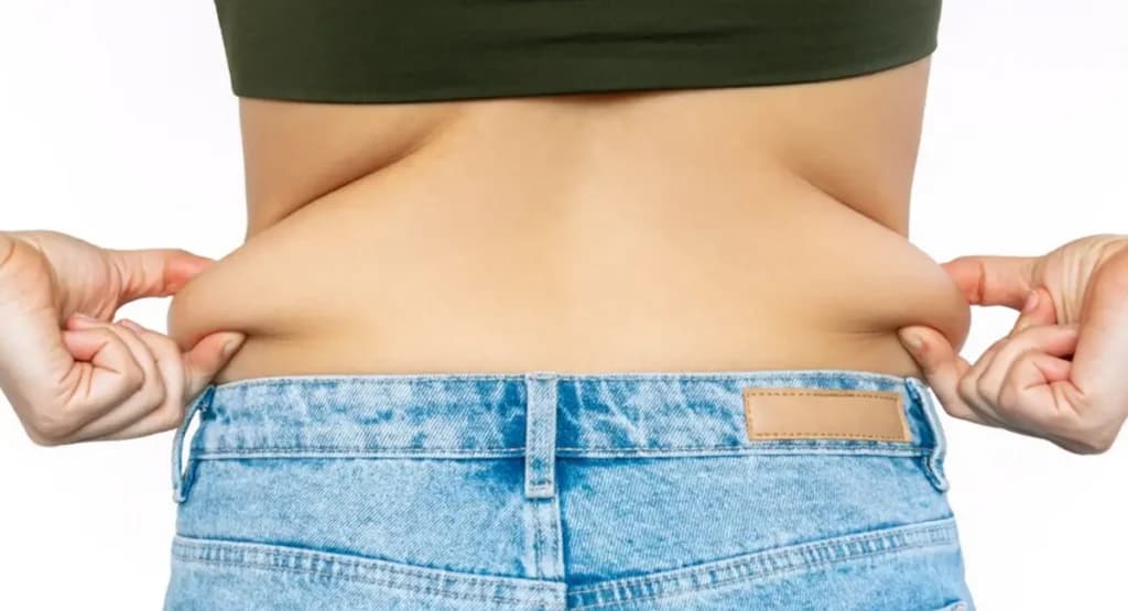 Muffin Top လို့ခေါ်တဲ့ ခါးဘေးကအဆီပိုတွေပျောက်စေမယ့် လေ့ကျင့်ခန်း ၆ ခု