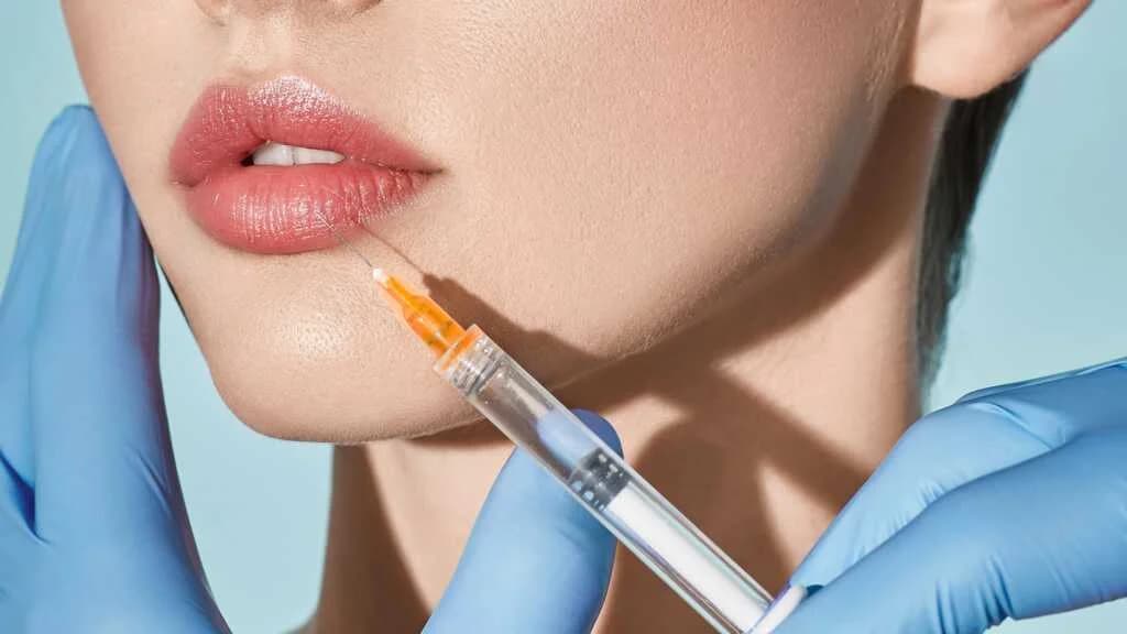 Lip Injection ထိုးပြီးခါစမှာ မပြုလုပ်သင့်တဲ့အချက် ၇ ချက်