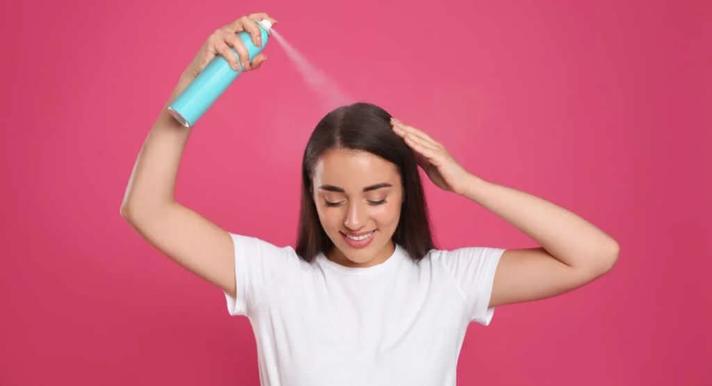 Dry Shampoo ကို နေ့တိုင်းသုံးတဲ့အခါမှာဖြစ်လာနိုင်တဲ့ ဆံသားပျက်စီးမှုများ