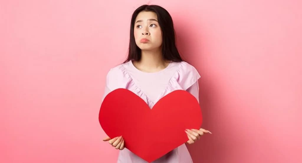 ရည်းစားရသွားတဲ့ Crush ကို Move On လုပ်နိုင်မယ့်နည်းလမ်း