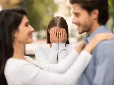 Relationship တစ်ခုမှာ ဖောက်ပြန်နေတဲ့သူတွေ ပြောလေ့ရှိတဲ့ စကားစု ( ၇ ) ခု