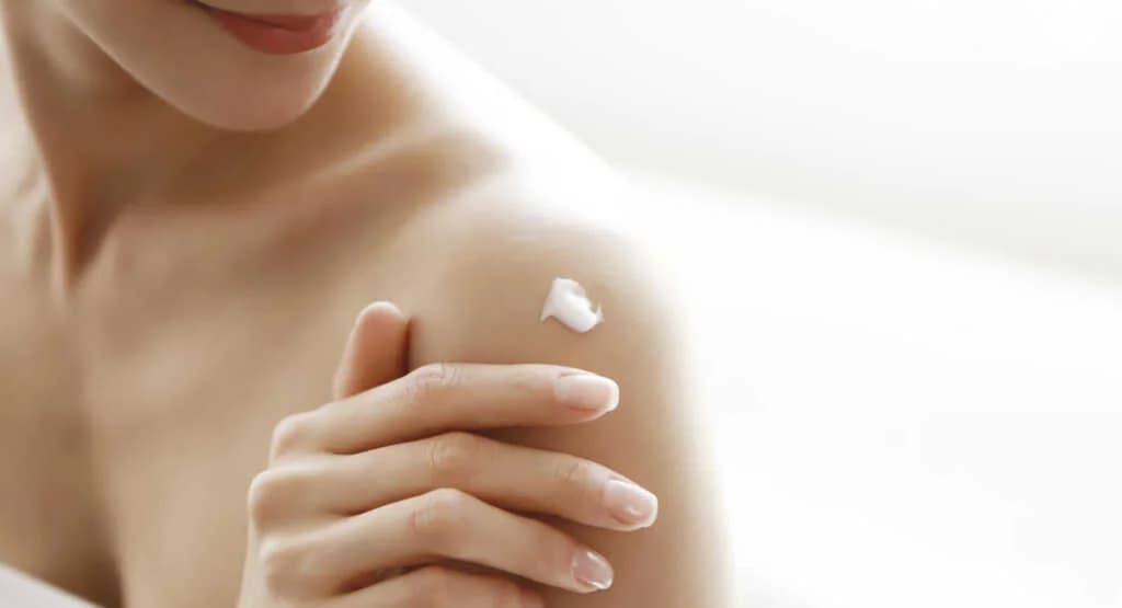 Dry Skin တွေအတွက် Dermatologists တွေကိုယ်တိုင်စမ်းသပ်ထားတဲ့ အကောင်းဆုံး Body Lotion များ