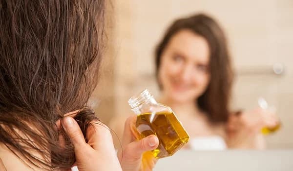Hair Oil သုံးပြီး အိမ်မှာ Hair Massage လုပ်နည်းအဆင့်ဆင့်