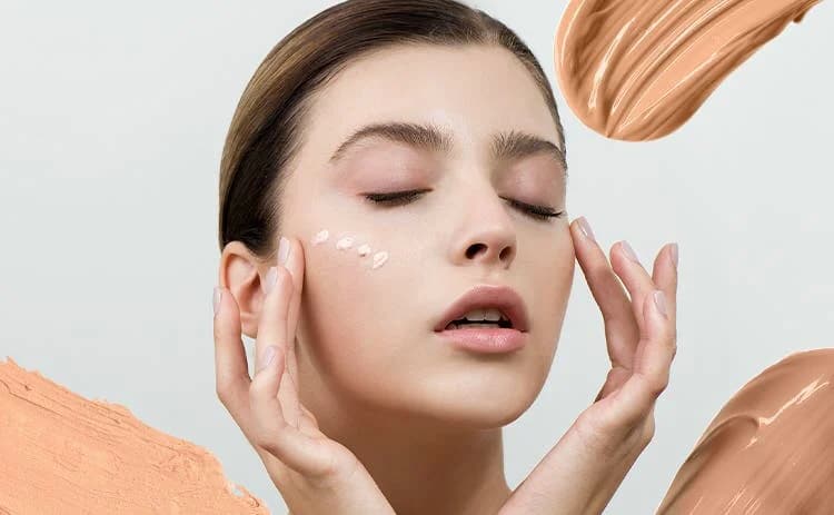 အသားခြောက်တဲ့သူတွေသုံးသင့်တဲ့ Hydrating Concealer (5) မျိုး