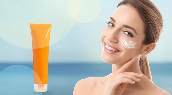 Oily Skin တွေအတွက် အဆီပြန်ခြင်းမရှိစေမယ့် အကောင်းဆုံး Sunscreen များ