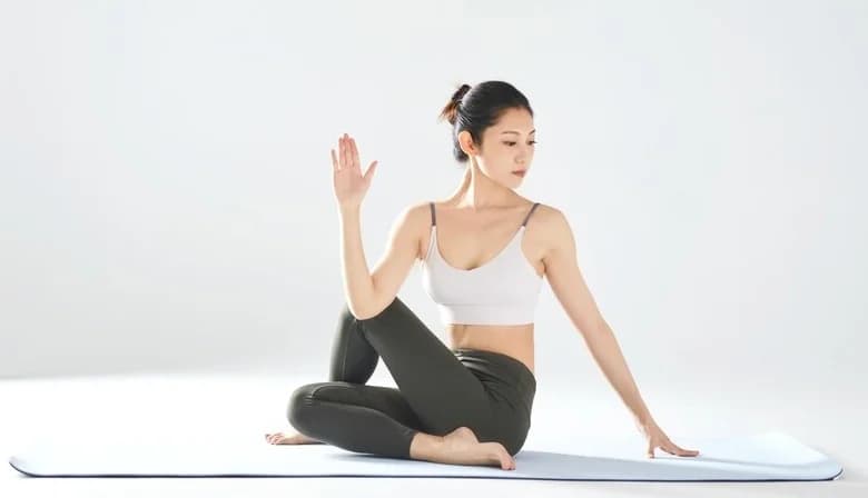အခုမှယောဂစကျင့်မယ့် Beginner တွေအတွက် လွယ်ကူရိုးရှင်းသောယောဂကျင့်စဉ် ၇ မျိုး