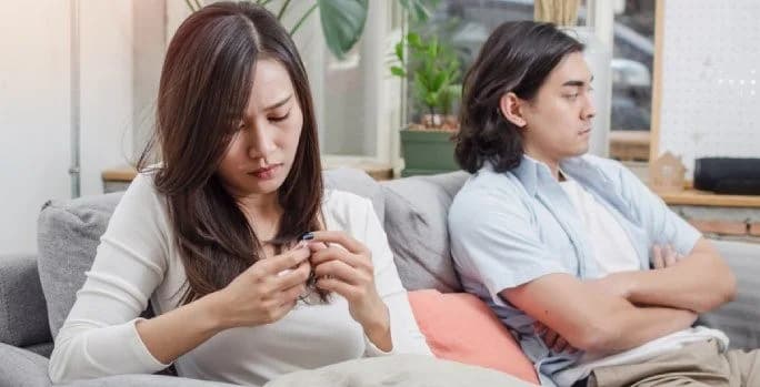Relationship တစ်ခုမှာ သည်းခံနေရင်ပိုပြီးအခြေအနေဆိုးလာနိုင်တဲ့ ပြဿနာများ