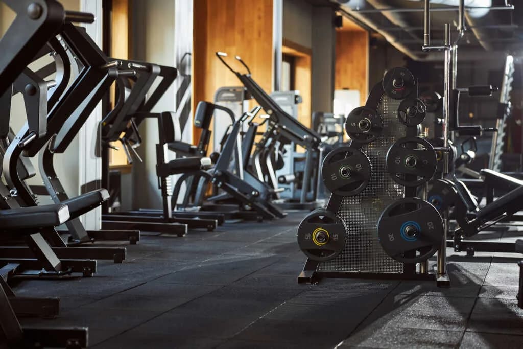 Gym သွားတဲ့အခါ တခြားလူ စိတ်အနှောင့်အယှက်မဖြစ်စေဖို့ မလုပ်သင့်တဲ့အချက် ( ၆ ) ချက်