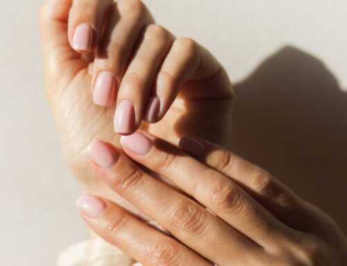 Dermatologists တွေ ပြောပြထားတဲ့ လက်သည်းအရှည်မြန်စေမယ့် နည်းလမ်း ( 6 ) ခု